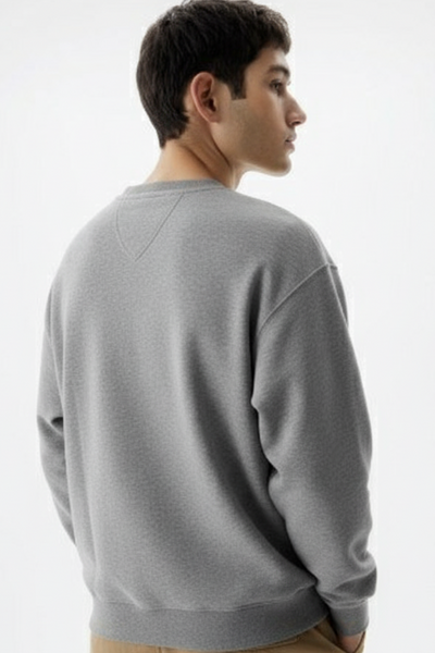 Classic Crewneck Sweatshirt – Light Grey