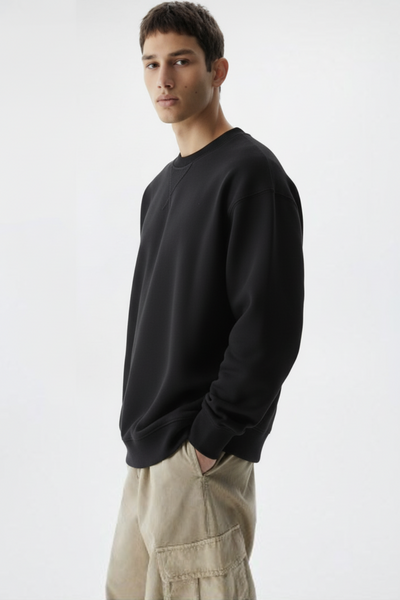 Everyday Essential Sweatshirt – Black