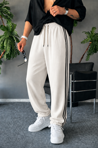 White Lining Relaxed Fit Trouser