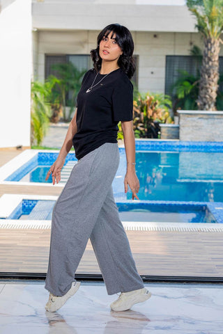 Classic Black Crew Neck T-Shirt – Women's Timeless Cotton Fit - Ecowears.pk