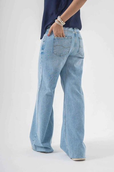 Easygoing Wide-Leg Blue Jeans with Fresh Street Vibes
