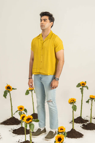 Bold Mustard Short Sleeve Shirt for Trendy Summer Looks