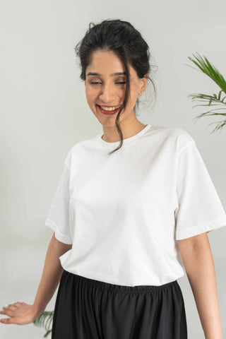 Essential White Crew Neck T-Shirt – Women's Everyday Cotton Tee