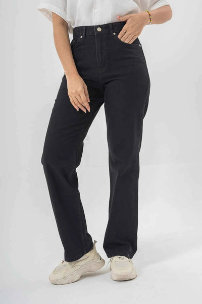 High Waist Straight Fit Black Denim Pants for a Sleek Everyday Look