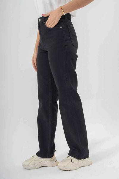 High Waist Straight Fit Black Denim Pants for a Sleek Everyday Look