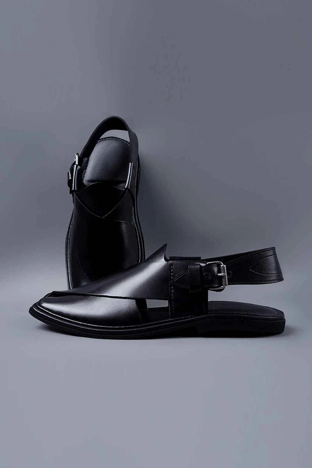 Premium Handcrafted Black Charsadda Chappal with Sleek Modern Finish