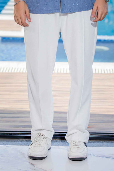 Side Profile Relaxed Trousers Look - White