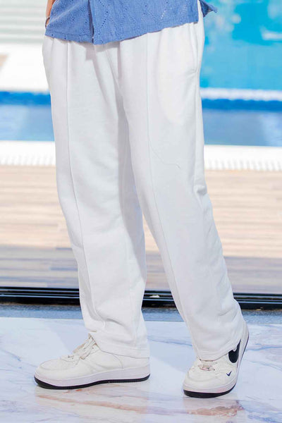 Side Profile Relaxed Trousers Look - White