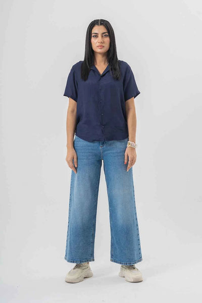 Trendy Wide-Leg Blue Jeans with a Bold Casual Vibe