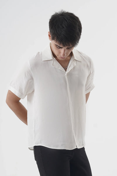 White Cuban Collar Short Sleeve Shirt in Lightweight Textured Fabric